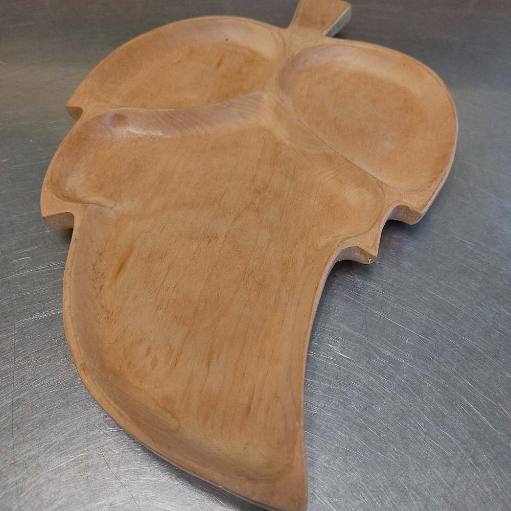 Natural Carved Wood Leaf Tray
